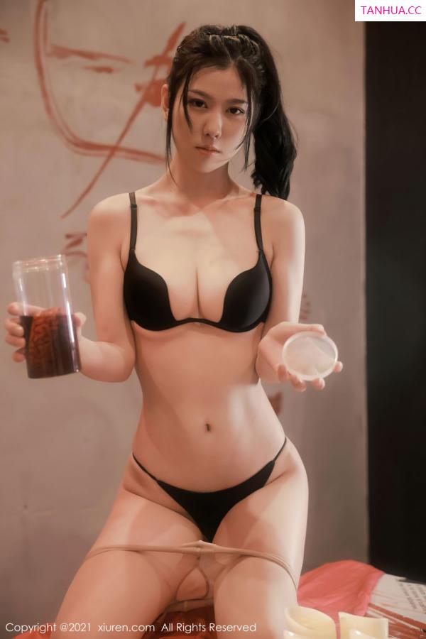 李雅柔  [XiuRen]高清写真图 2021.11.25 No.4266 李雅柔182CM第42张图片